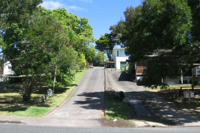 Photo of property in 53 Vandeleur Avenue, Birkdale, Auckland, 0626