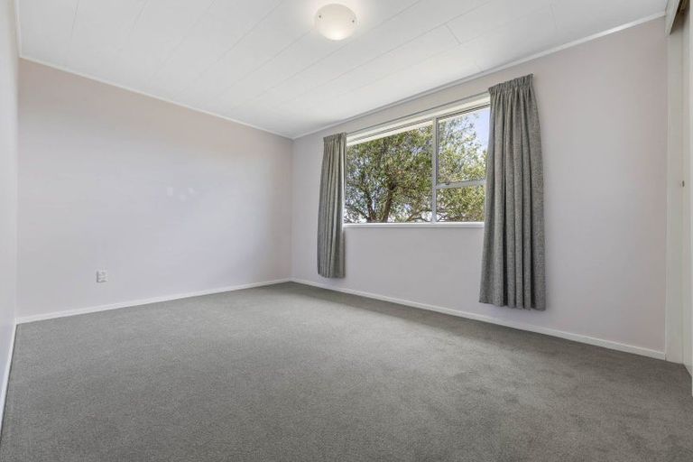 Photo of property in 24 Richmond Avenue, Richmond Heights, Taupo, 3330