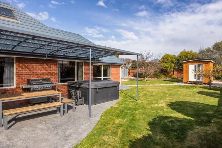 Photo of property in 21 Welsford Street, Woodend, 7610