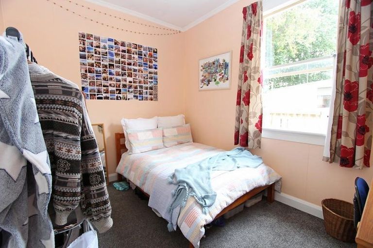 Photo of property in 33 Clyde Street, Roseneath, Port Chalmers, 9023
