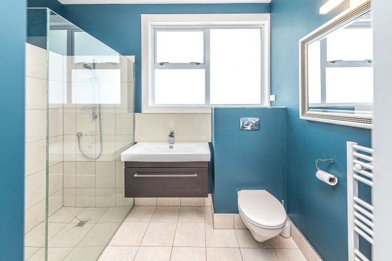 Photo of property in 2 Kapiti Terrace, Castlecliff, Whanganui, 4501