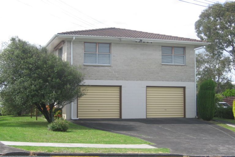 Photo of property in 3/73 College Road, Northcote, Auckland, 0627