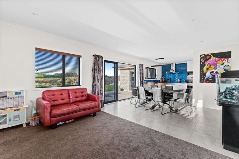 Photo of property in 48 Papawhero Drive, Bell Block, New Plymouth, 4312