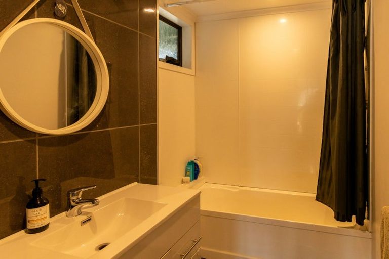 Photo of property in 25 Prince Street, Winton, 9720