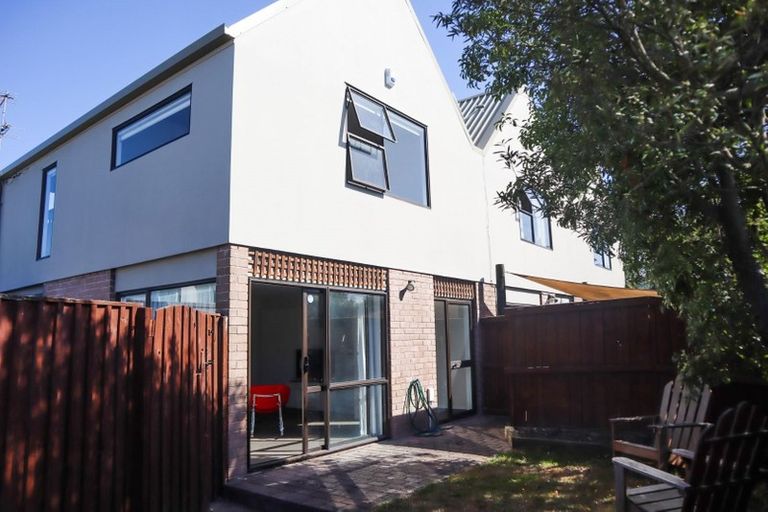 Photo of property in 3/2 Canon Street, St Albans, Christchurch, 8014