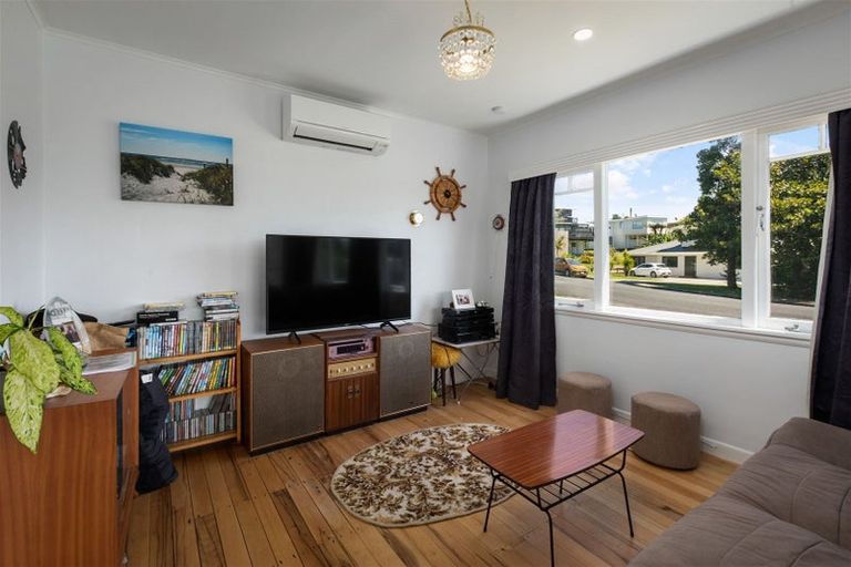 Photo of property in 6 Otto Road, Waihi Beach, 3611