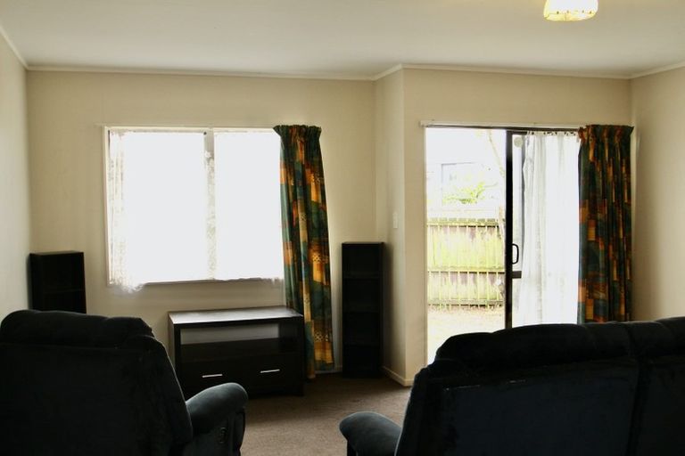 Photo of property in 2/24 Trevor Hosken Drive, Wiri, Auckland, 2104