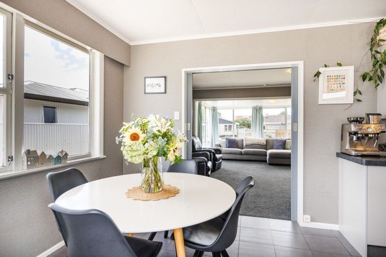 Photo of property in 30 Anakiwa Street, Kelvin Grove, Palmerston North, 4414