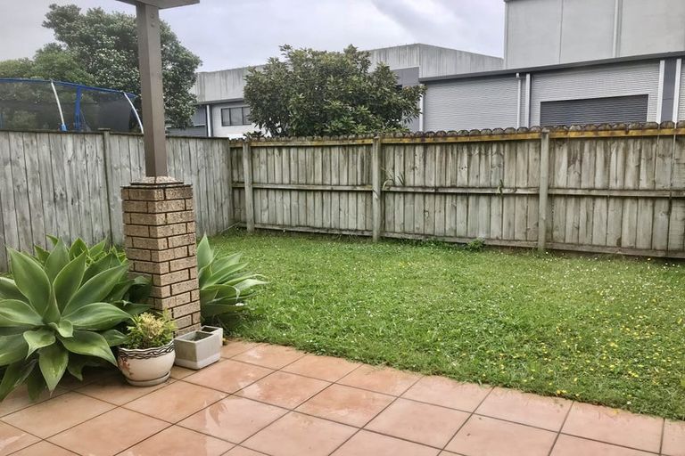 Photo of property in 70 Skip Lane, East Tamaki, Auckland, 2013