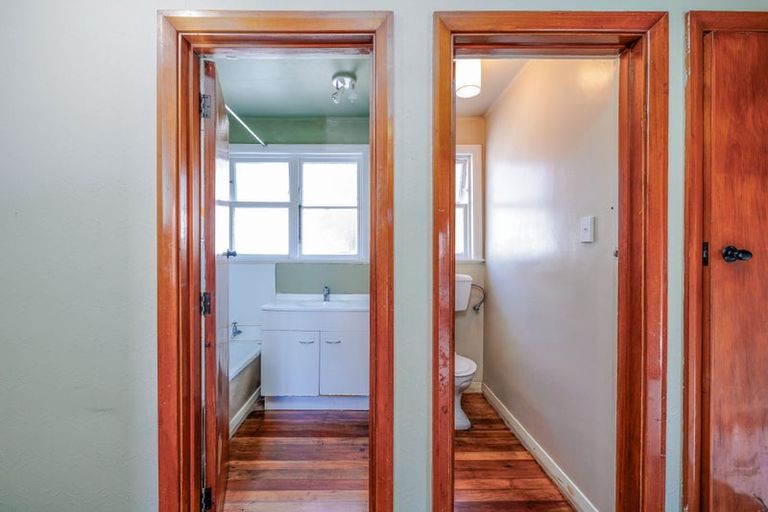 Photo of property in 5 Lyall Place, Bryndwr, Christchurch, 8053