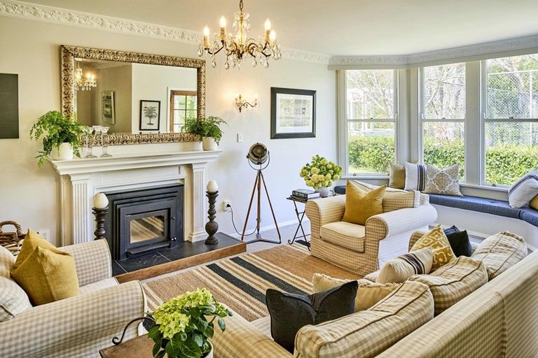 Photo of property in 280 Paekakariki Hill Road, Paekakariki Hill, Porirua, 5381