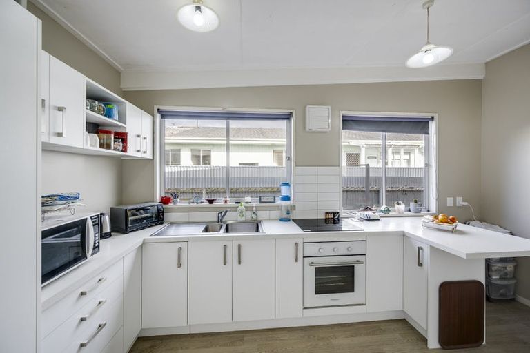 Photo of property in 3/93 Nelson Crescent, Napier South, Napier, 4110