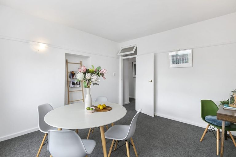 Photo of property in Hobson Flats, 1/1 Hobson Street, Pipitea, Wellington, 6011