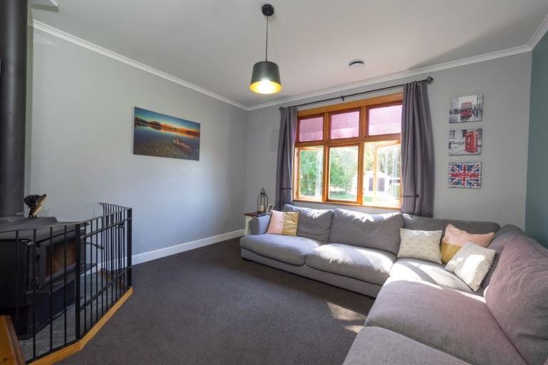 Photo of property in 17 Hekeao Road, Surrey Hills, Ashburton, 7778