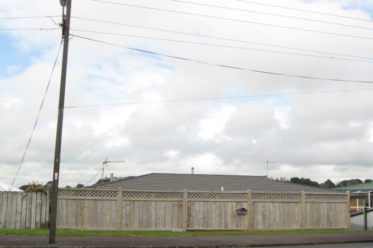 Photo of property in 68 Tarahua Road, Welbourn, New Plymouth, 4310