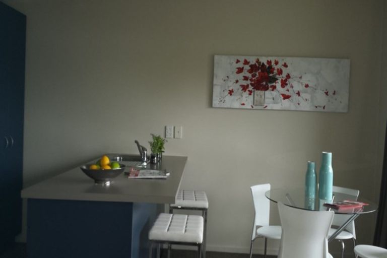 Photo of property in 2/24 Whitmore Street, Edgeware, Christchurch, 8013