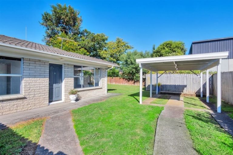 Photo of property in 1/10a View Road, Papakura, 2110