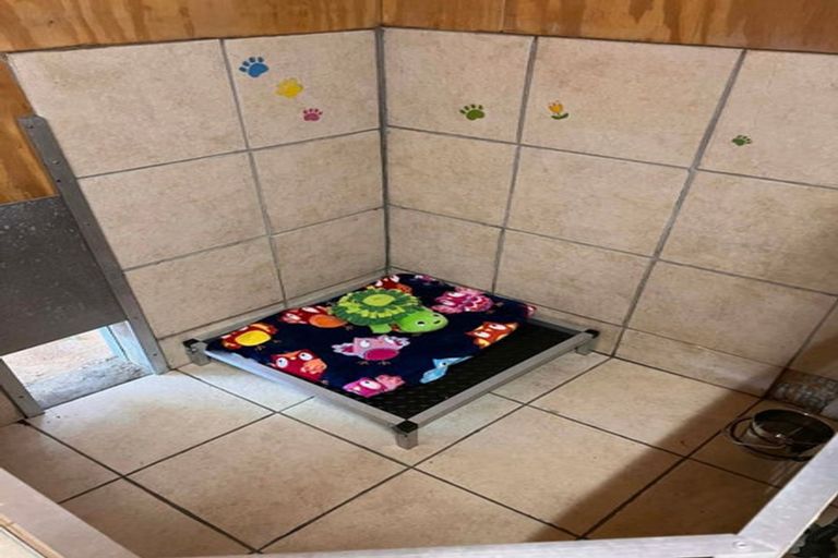 Photo of property in 140 Mako Mako Road, Levin, 5510