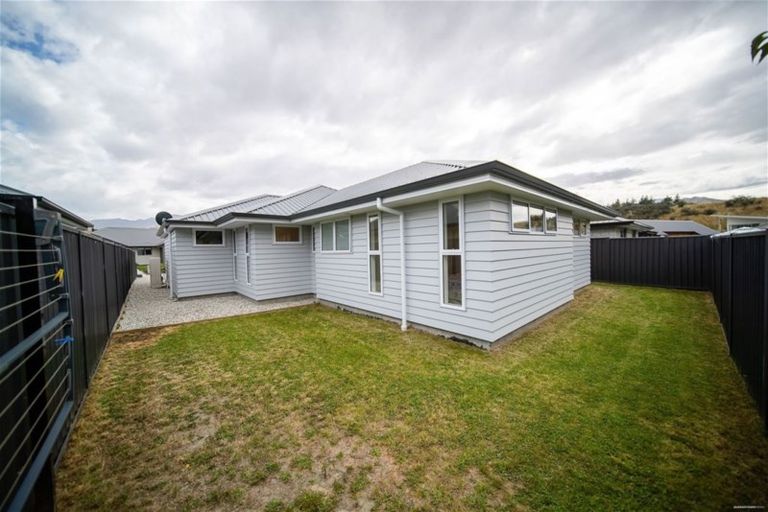 Photo of property in 1 Tudor Lane, Lower Shotover, Queenstown, 9304