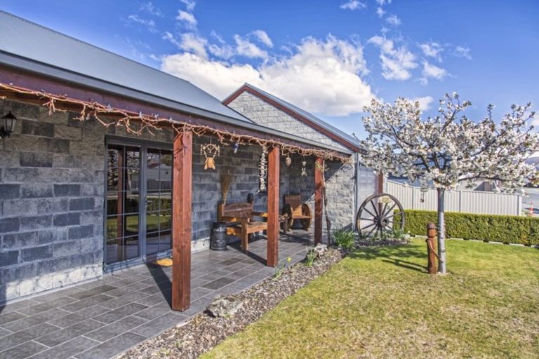 Photo of property in 98a Barry Avenue, Cromwell, 9310