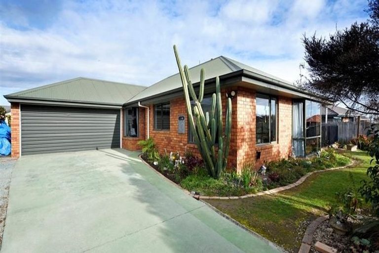 Photo of property in 6 Baxter Place, Stoke, Nelson, 7011