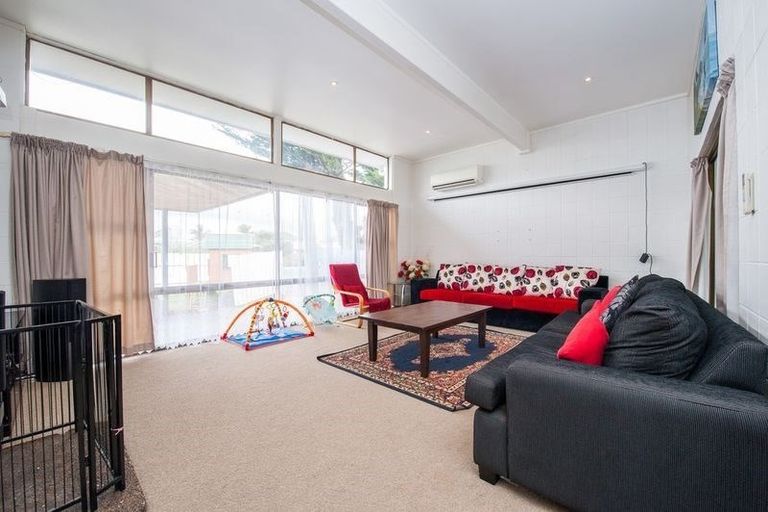 Photo of property in 1/42 Berwyn Avenue, Takanini, 2112