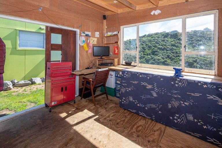 Photo of property in 32 View Road, Houghton Bay, Wellington, 6023