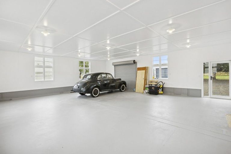 Photo of property in 205 Dukes Road North, Mosgiel, 9092