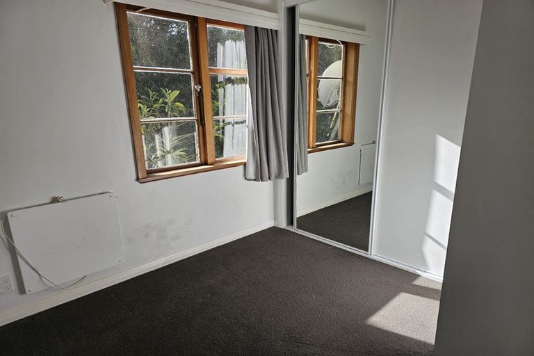 Photo of property in 51 Albemarle Road, Northland, Wellington, 6012