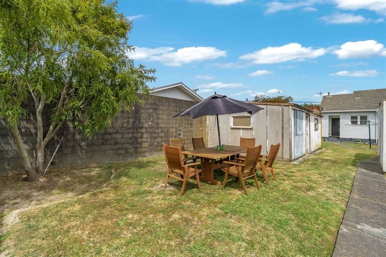Photo of property in 4 Treadwell Street, Naenae, Lower Hutt, 5011