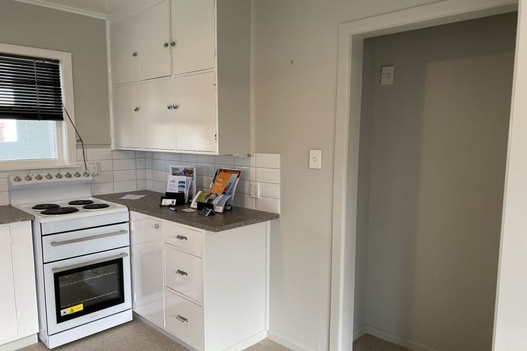 Photo of property in 1/707 Alexandra Street, Parkvale, Hastings, 4122