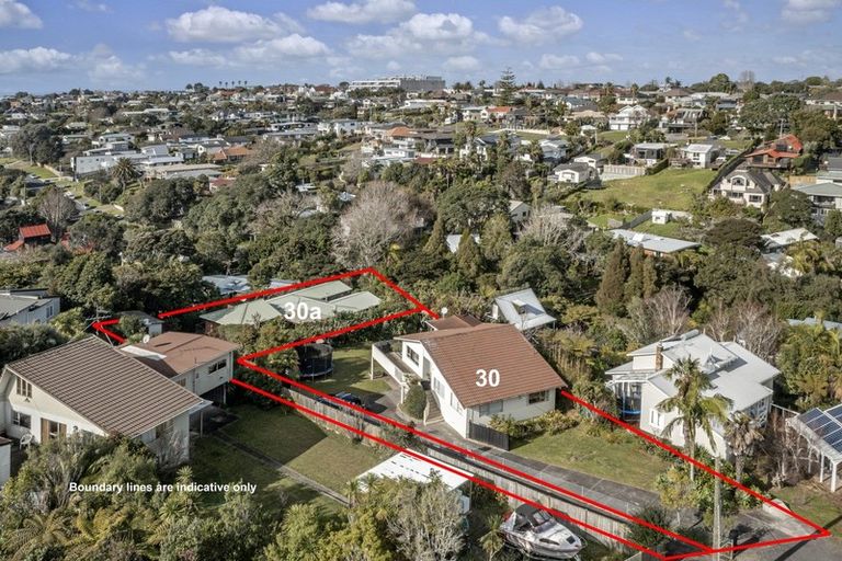 Photo of property in 30 Kiteroa Terrace, Rothesay Bay, Auckland, 0630