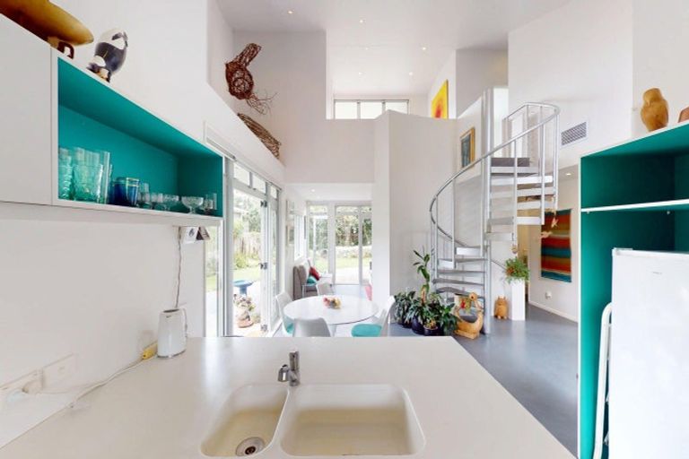 Photo of property in 30 Kent Avenue, Waitarere Beach, Levin, 5510