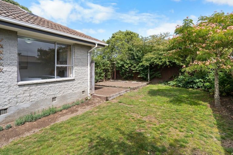 Photo of property in 56 Charnwood Crescent, Bishopdale, Christchurch, 8051