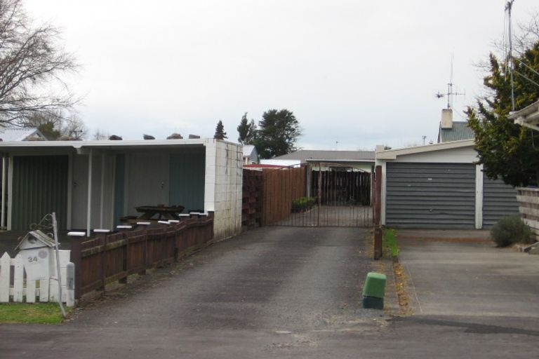 Photo of property in 24 Holmes Street, Nawton, Hamilton, 3200
