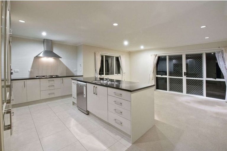 Photo of property in 88 Jeffs Road, Flat Bush, Auckland, 2016