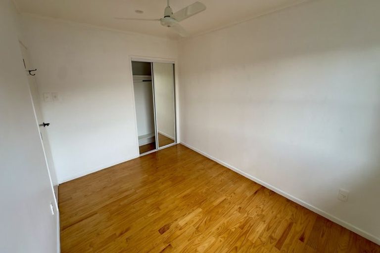 Photo of property in 20 Glendene Avenue, Glendene, Auckland, 0602