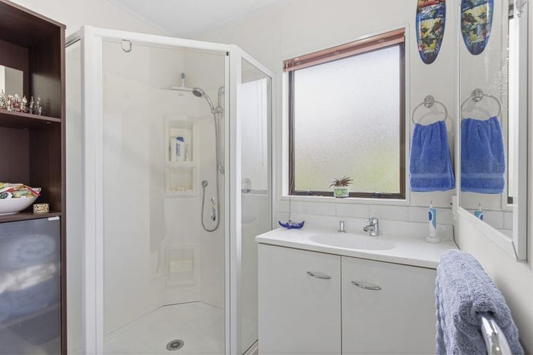 Photo of property in 4/244 Onewa Road, Birkenhead, Auckland, 0626