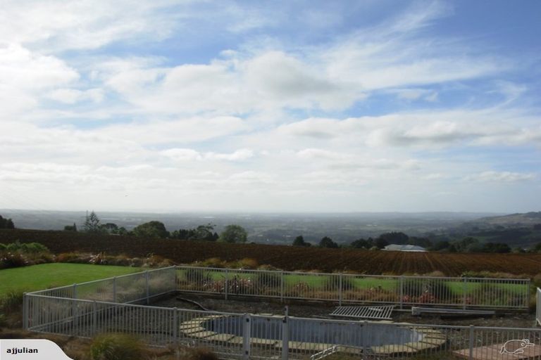 Photo of property in 91 Paparata Road, Bombay, 2675