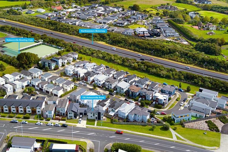 Photo of property in 150 Hobsonville Road, Hobsonville, Auckland, 0618