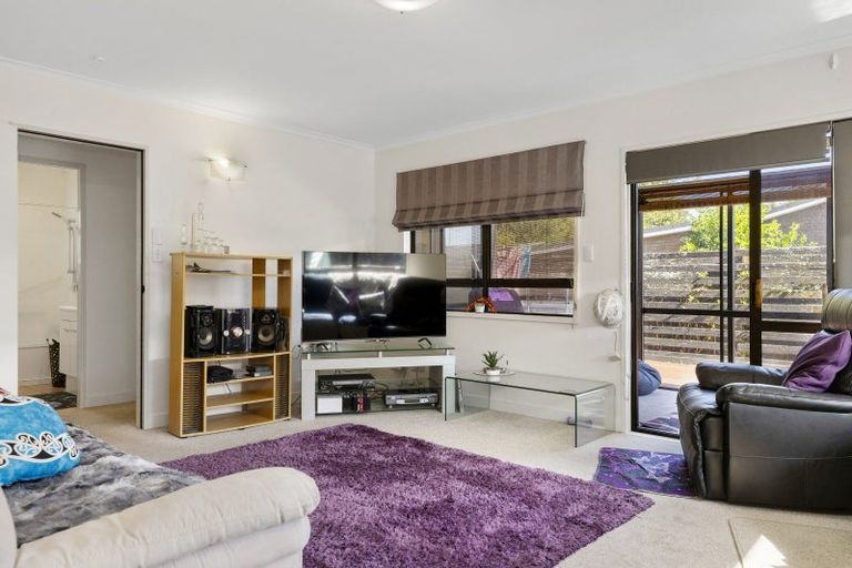 Photo of property in 1/19 Chesham Avenue, Waipahihi, Taupo, 3330