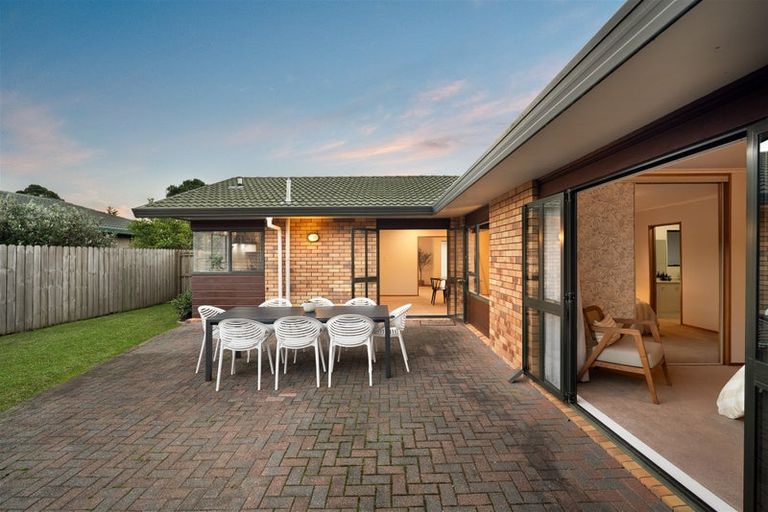 Photo of property in 3 Bryn Mawr Place, Albany, Auckland, 0632