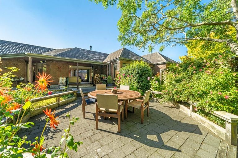 Photo of property in 119 Paekakariki Hill Road, Pauatahanui, Porirua, 5381