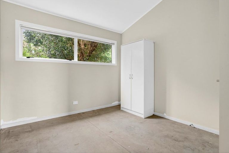 Photo of property in 61 Boord Crescent, Kumeu, 0891