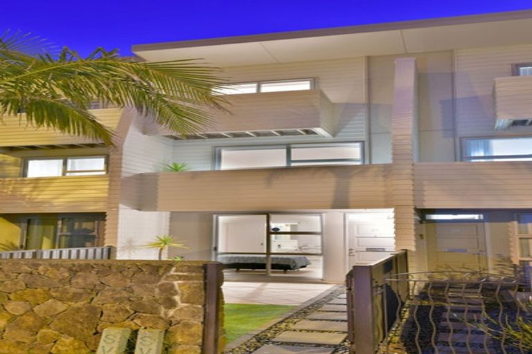 Photo of property in 39/3 Riverside Road, Orewa, 0931