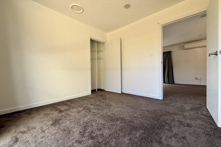 Photo of property in 45 Lynn Road, Bayview, Auckland, 0629