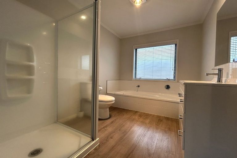 Photo of property in 17 Materawaho Way, Pyes Pa, Tauranga, 3112