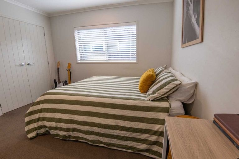 Photo of property in 14 Will Street, Huapai, Kumeu, 0810