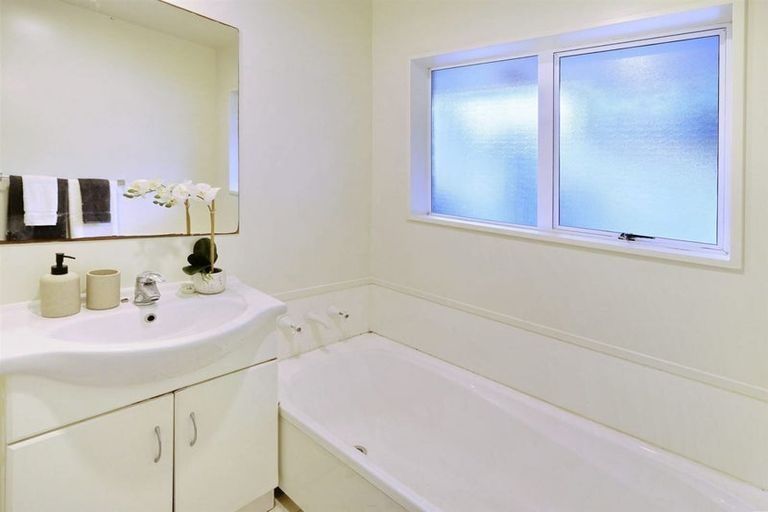 Photo of property in 2/288 Pine Avenue, South New Brighton, Christchurch, 8062