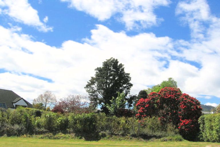 Photo of property in 24 Kurupae Road, Hilltop, Taupo, 3330
